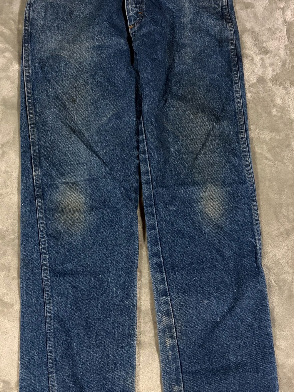 100% Cotton Rustler Men's 31/32 Straight-Leg Blue Jeans